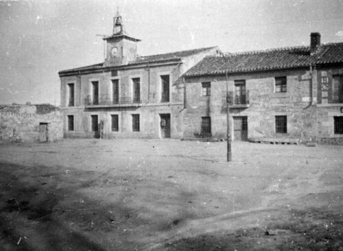  la plaza con la farola 