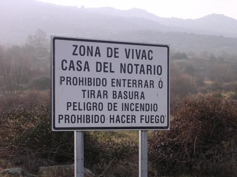 cartel anunciando casa del Notario