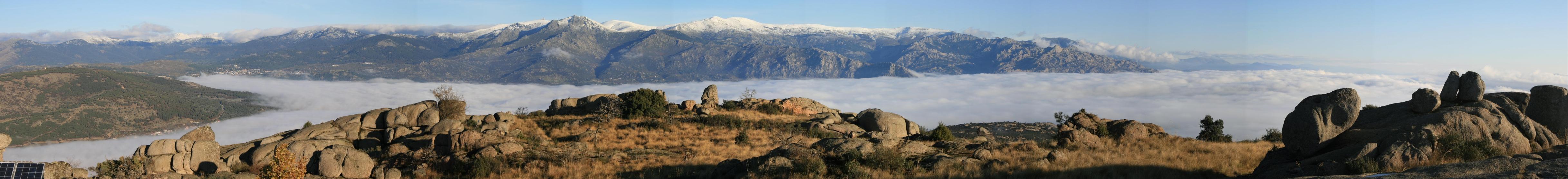  hermosa vista en dia de niebla desde Canto Hastial 