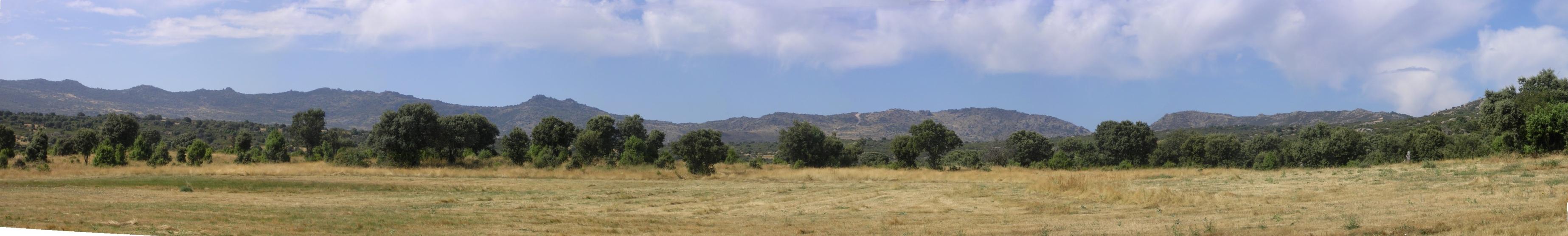  hermosa vista desde el arroyo de la Muela de Roque 