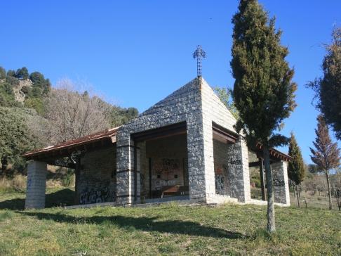 ermita moderna en la Tejera