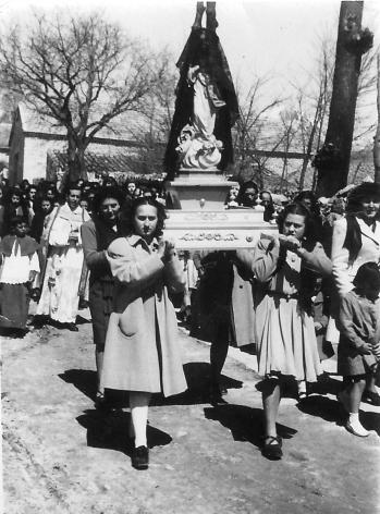 Virgen con la mantilla