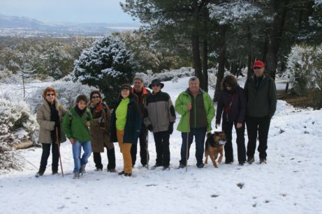  posando cerca de cantera 
