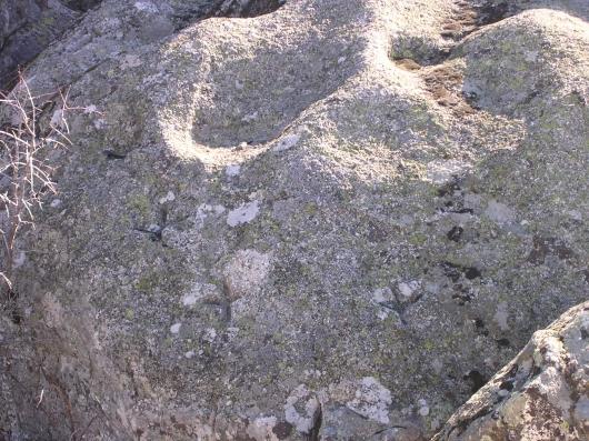mojón en Canto Astial