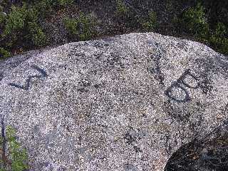 M de Moral y B de Becerril en la misma roca