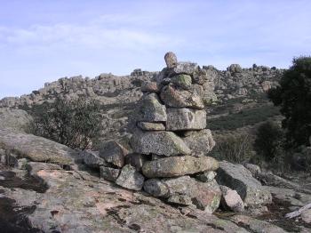 piedras apiladas en Contadero